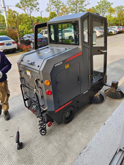 使用中掃地機(jī)出現(xiàn)問題怎么辦 使用中掃地機(jī)出現(xiàn)問題怎么辦